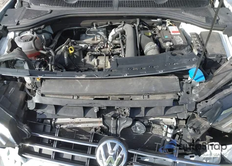 2019 Volkswagen Jetta 1.4T R-Line/1.4T S/1.4T Se z USA, uszkodzony, nr VIN 3VWC57BU3KM018691